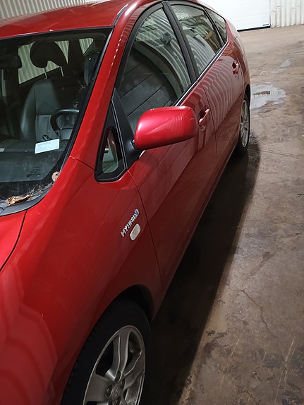 Toyota Prius 9 of 22