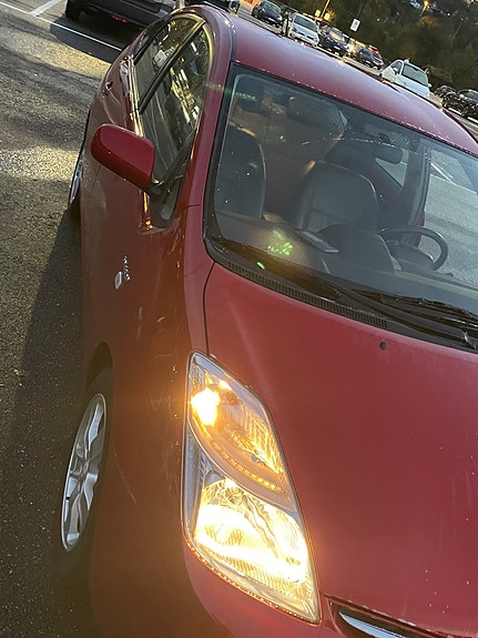 Toyota Prius 2 of 22