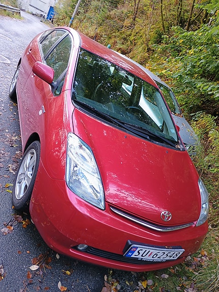 Toyota Prius 13 of 22