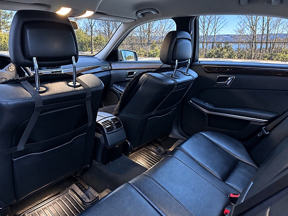 Mercedes-Benz E200 d 15 of 16