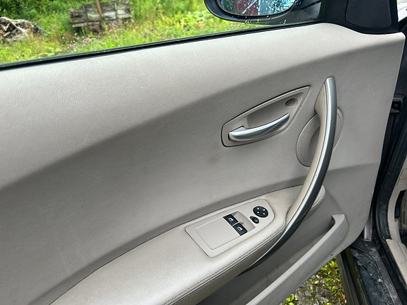 BMW 116i 13 of 16