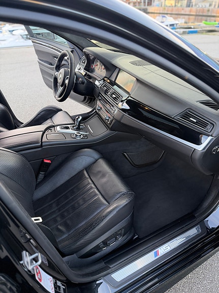 BMW M5 17 of 28