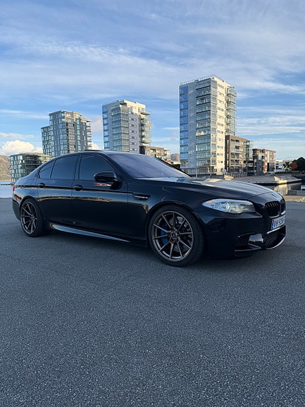 BMW M5 10 of 28