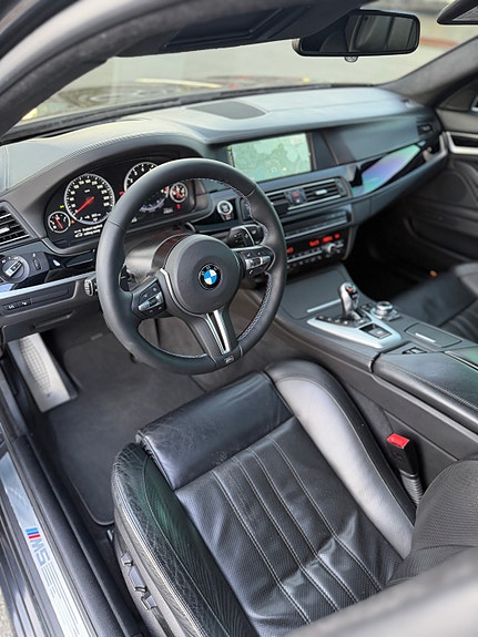 BMW M5 12 of 28
