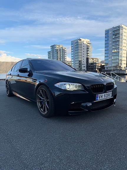 BMW M5 11 of 28