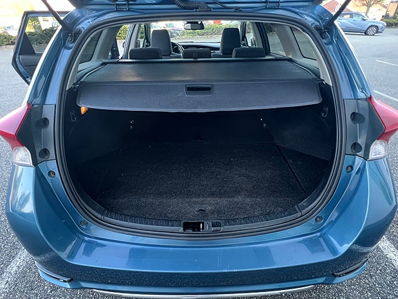 Toyota Auris 17 of 18