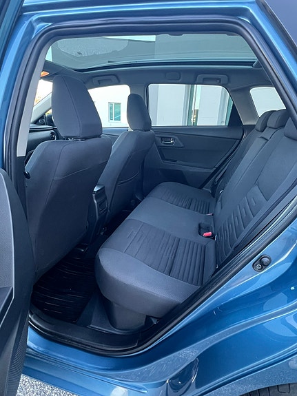 Toyota Auris 14 of 18