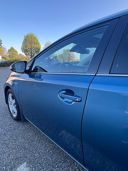 Toyota Auris 8 of 18