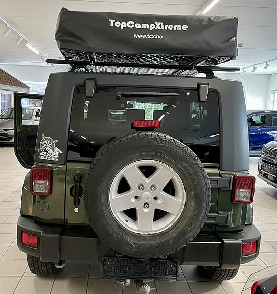 Jeep Wrangler 4 of 14