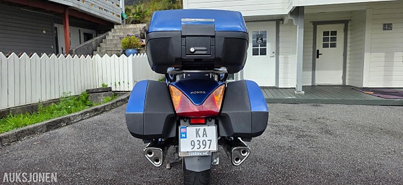 Honda ST 1300 Pan European 26 of 30