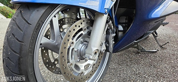 Honda ST 1300 Pan European 25 of 30