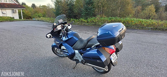 Honda ST 1300 Pan European 2 of 30