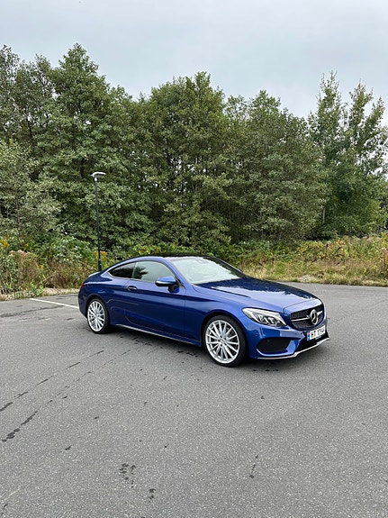Mercedes-Benz C180 9 of 30
