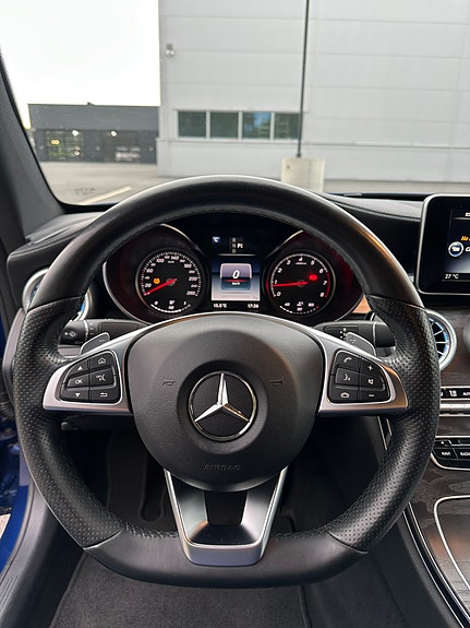 Mercedes-Benz C180 17 of 30