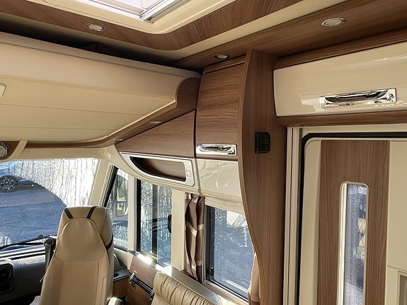 Carthago Chic E-Line I 52 QB Mercedes // KAMPANJEPRIS KR 2 199 000,-DEN ER FULLSPEKKET – KLAR FOR EVENTYR 21 of 30