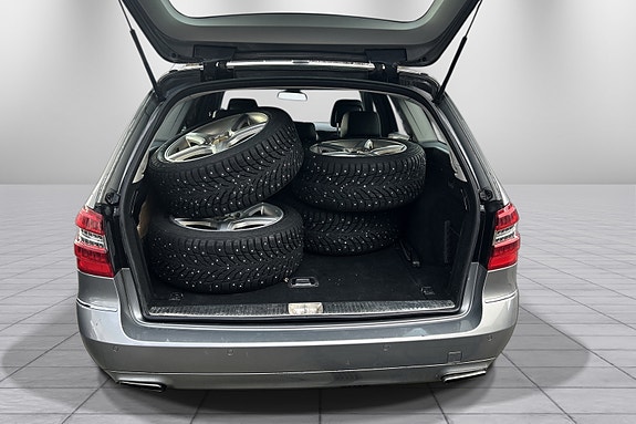 Mercedes-Benz E250 7 of 22