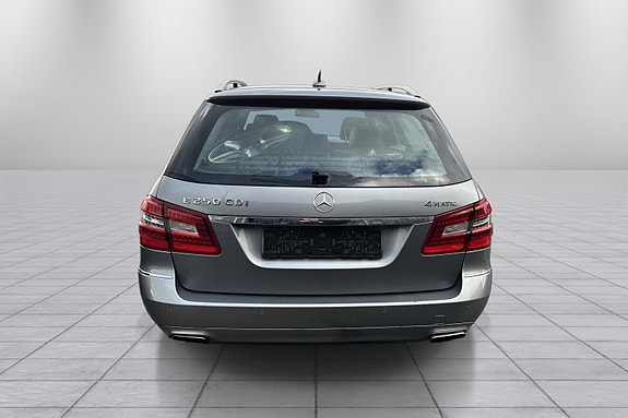 Mercedes-Benz E250 6 of 22