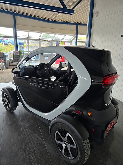 Renault Twizy 2 of 10