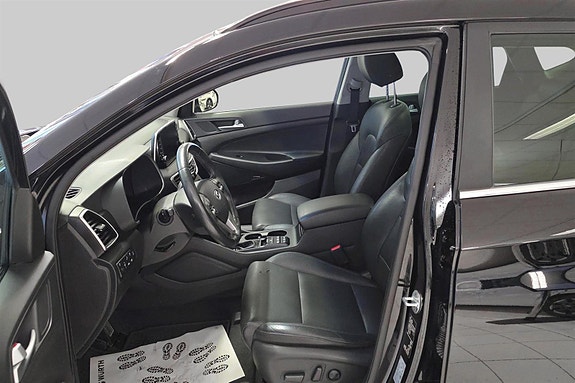 Hyundai Tucson 8 of 27