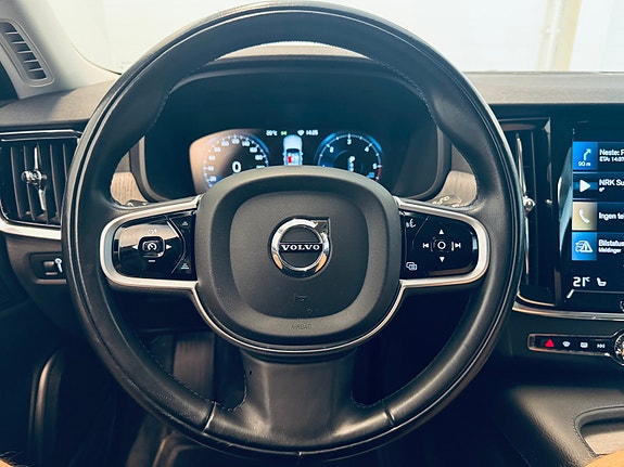 Volvo V90 Cross Country 12 of 30