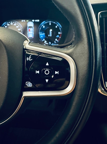 Volvo V90 Cross Country 20 of 30