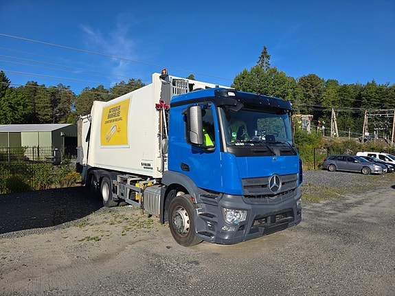 Mercedes-Benz komprimatorbil - Faun påbygg - 1 kammer 5 of 18