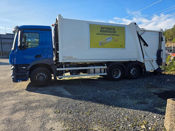 Mercedes-Benz komprimatorbil - Faun påbygg - 1 kammer 2 of 18