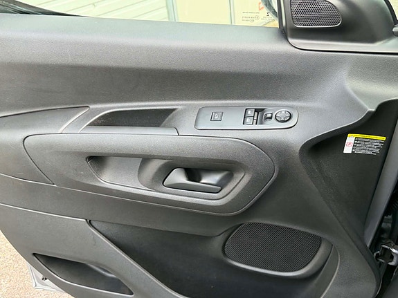 Toyota Proace City 23 of 30