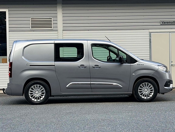 Toyota Proace City 2 of 30