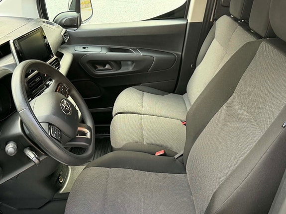 Toyota Proace City 13 of 30