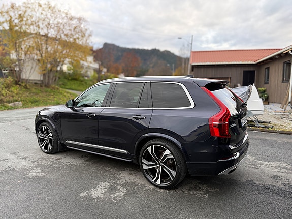 Volvo XC90 6 of 24