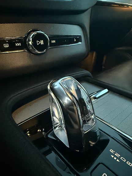 Volvo XC90 16 of 24