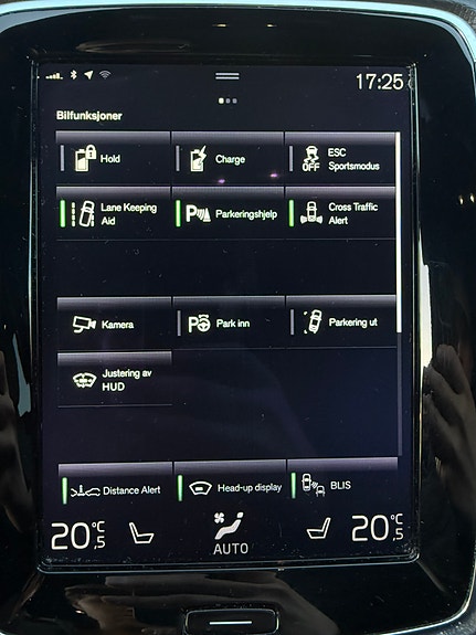 Volvo XC90 19 of 24