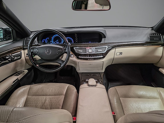 Mercedes-Benz S350 d 10 of 26