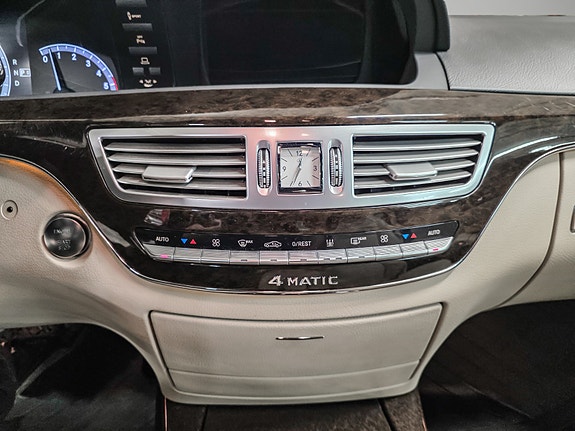 Mercedes-Benz S350 d 17 of 26
