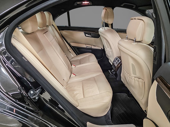 Mercedes-Benz S350 d 21 of 26