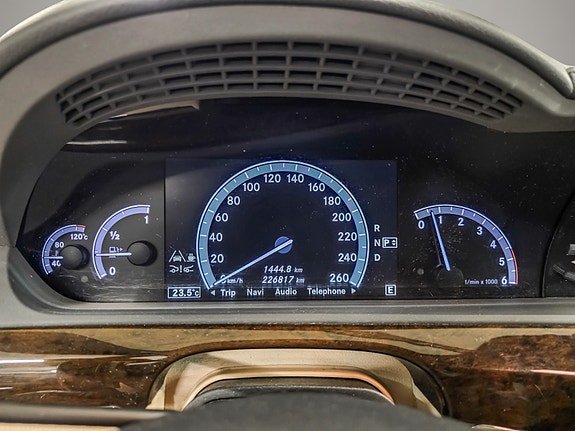 Mercedes-Benz S350 d 12 of 26