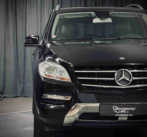 Mercedes-Benz ML250 5 of 30