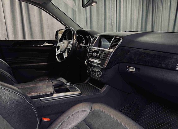 Mercedes-Benz ML250 20 of 30
