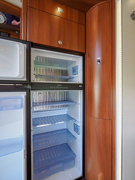 Carthago Chic E-Line I 50 Linerclass | 3L M/KJEDE | 177 HK | AUTOMAT | HYDR. STØTTEBEN |  SOLCELLE | AC 25 of 30