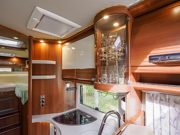Carthago Chic E-Line I 50 Linerclass | 3L M/KJEDE | 177 HK | AUTOMAT | HYDR. STØTTEBEN |  SOLCELLE | AC 24 of 30