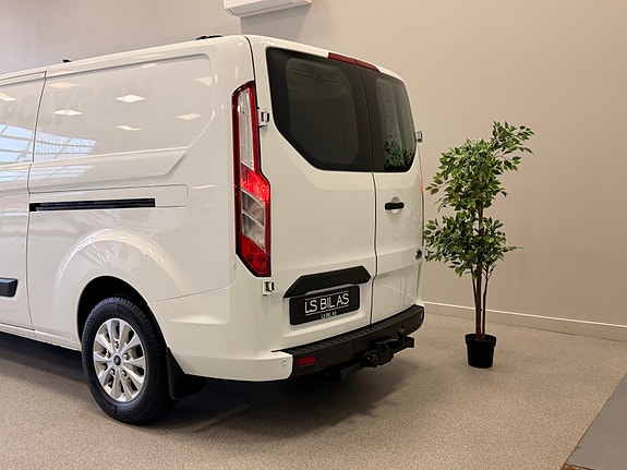 Ford Transit Custom 4 of 30