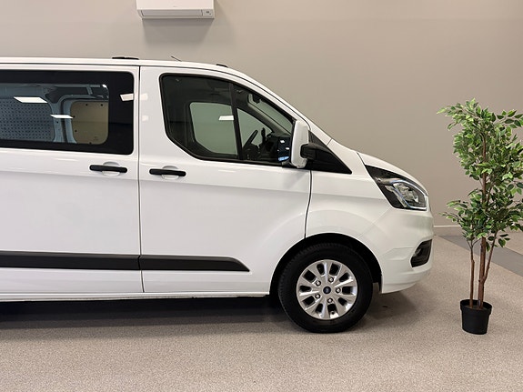 Ford Transit Custom 6 of 30