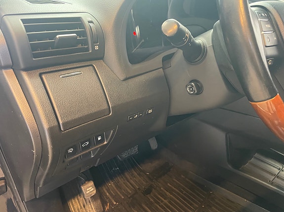 Lexus RX450h 19 of 30