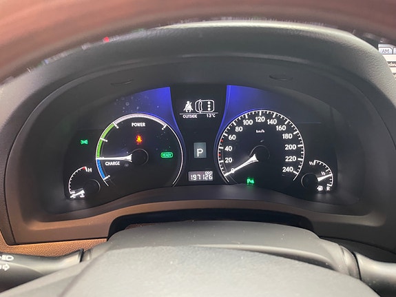 Lexus RX450h 24 of 30