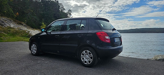 Skoda Fabia 2 of 26