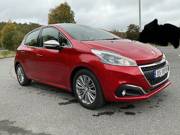 Peugeot 208 5 of 18