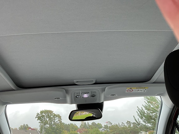 Peugeot 208 15 of 18