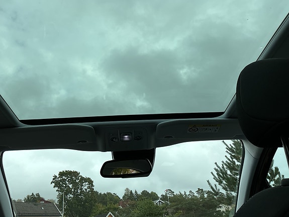 Peugeot 208 14 of 18