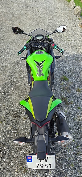 Kawasaki Ninja 125 7 of 12